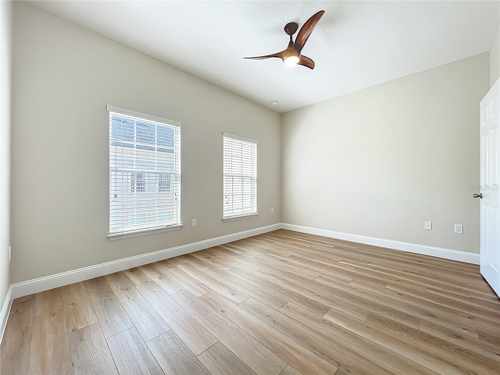 Image 53 of 100 For 1864 Prospect Avenue