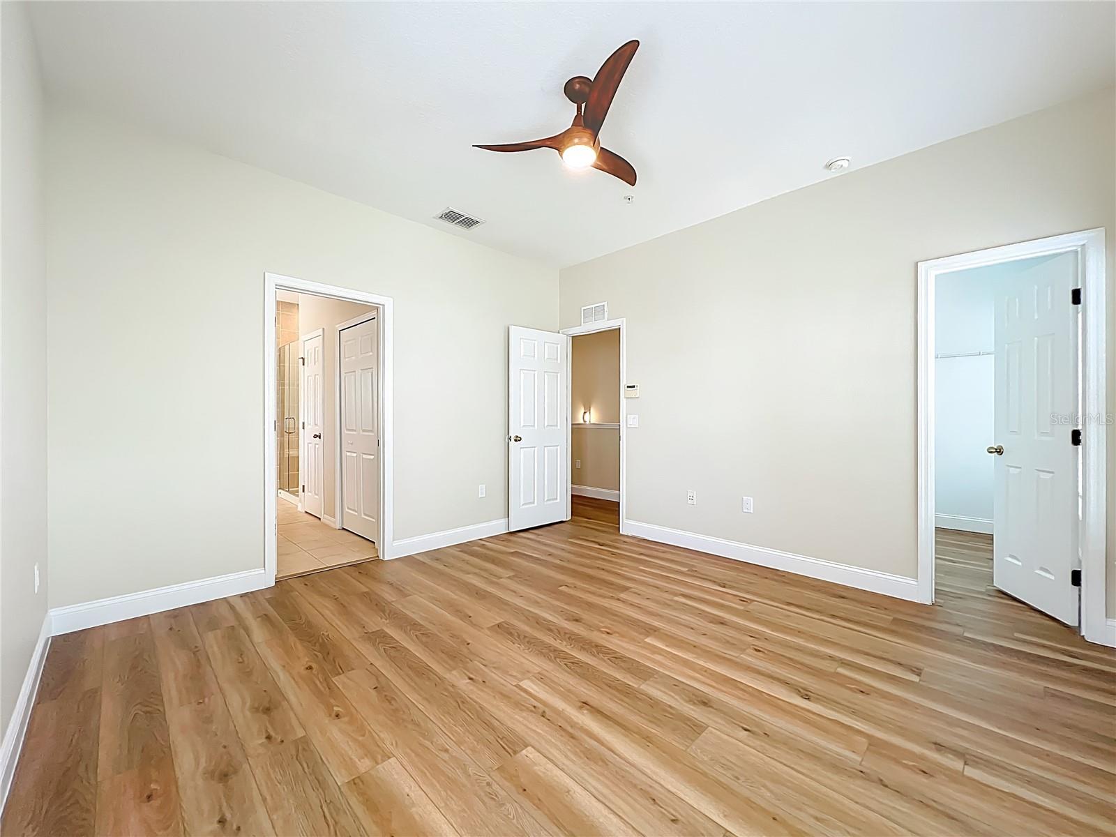 Image 60 of 100 For 1864 Prospect Avenue