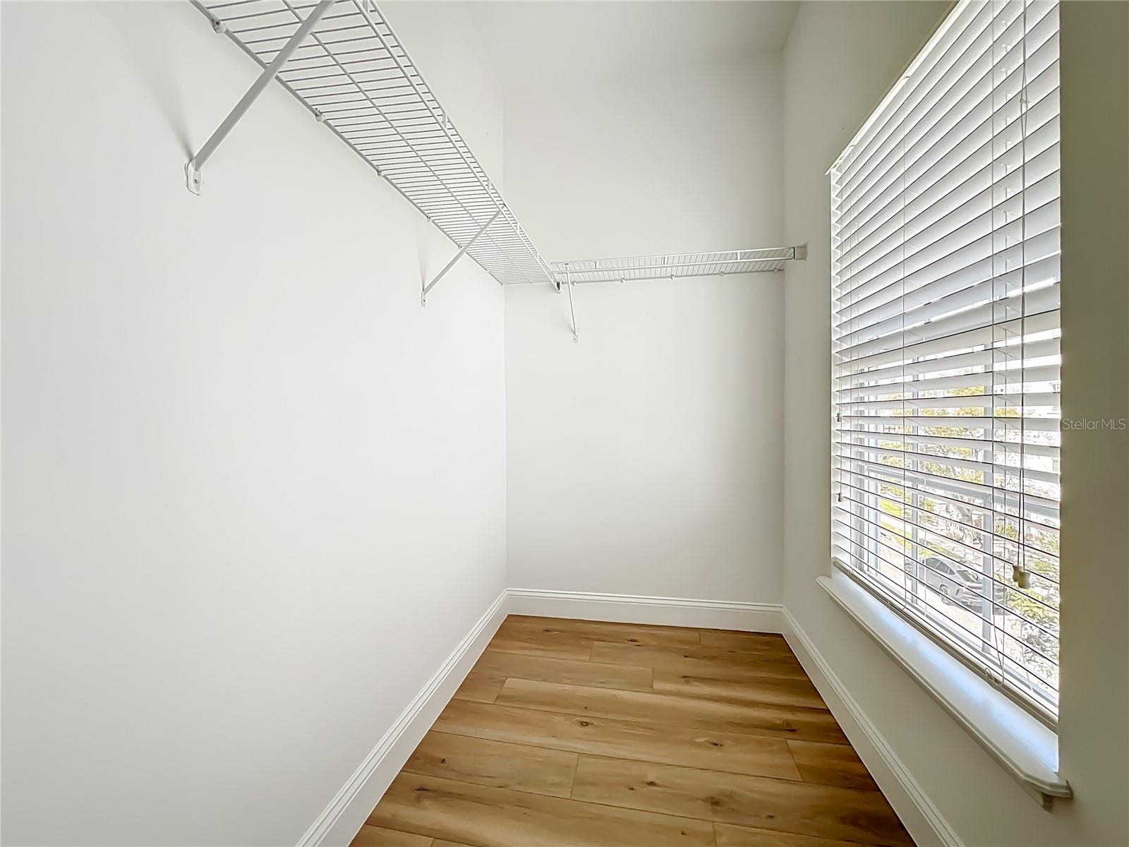 Image 71 of 100 For 1864 Prospect Avenue