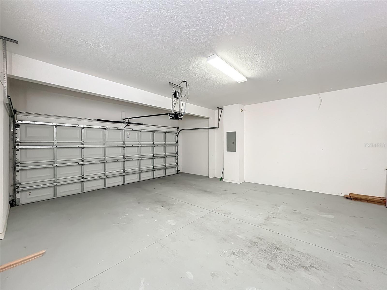 Image 75 of 100 For 1864 Prospect Avenue