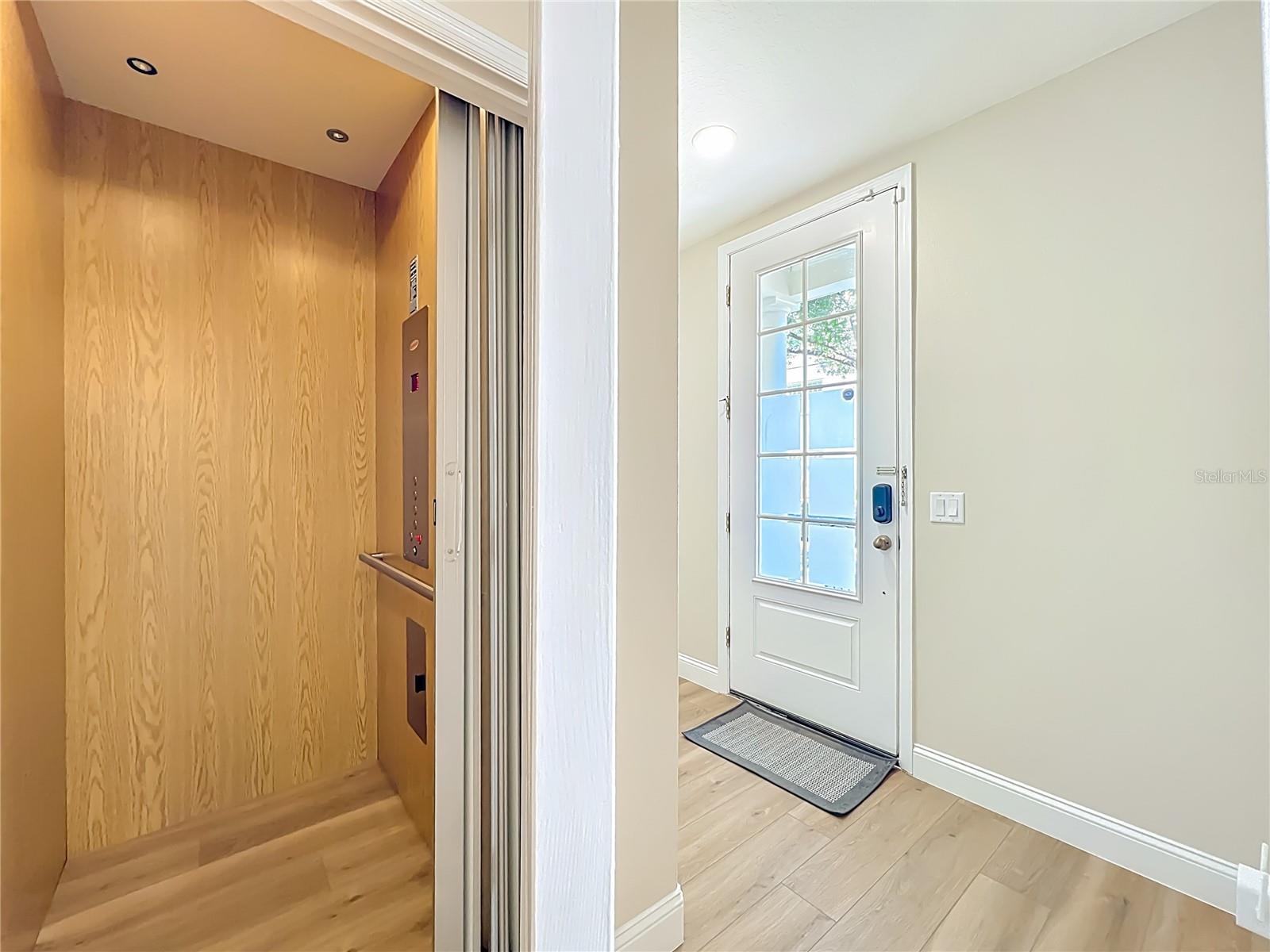 Image 9 of 100 For 1864 Prospect Avenue