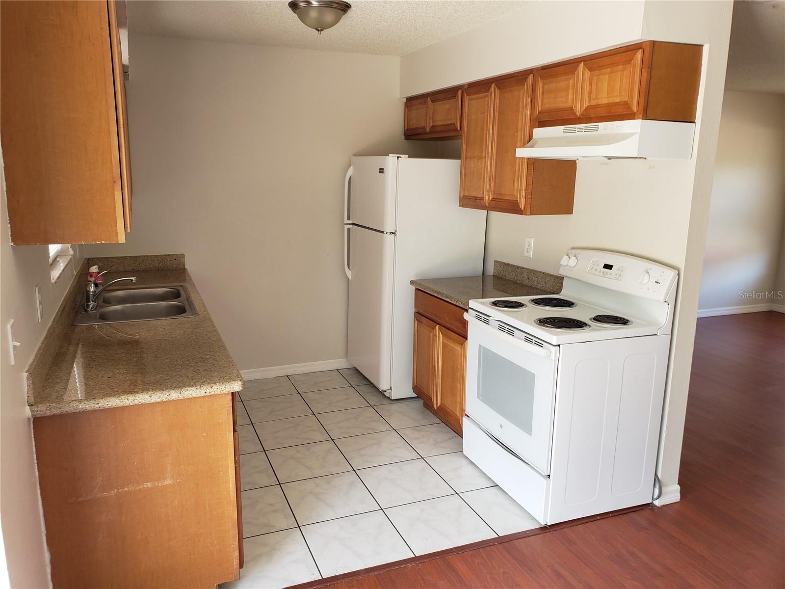 Image 2 of 4 For 661 Gulliver Avenue