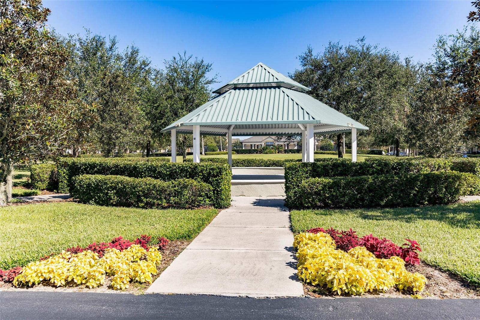 Image 22 of 23 For 12879 Emersondale Avenue