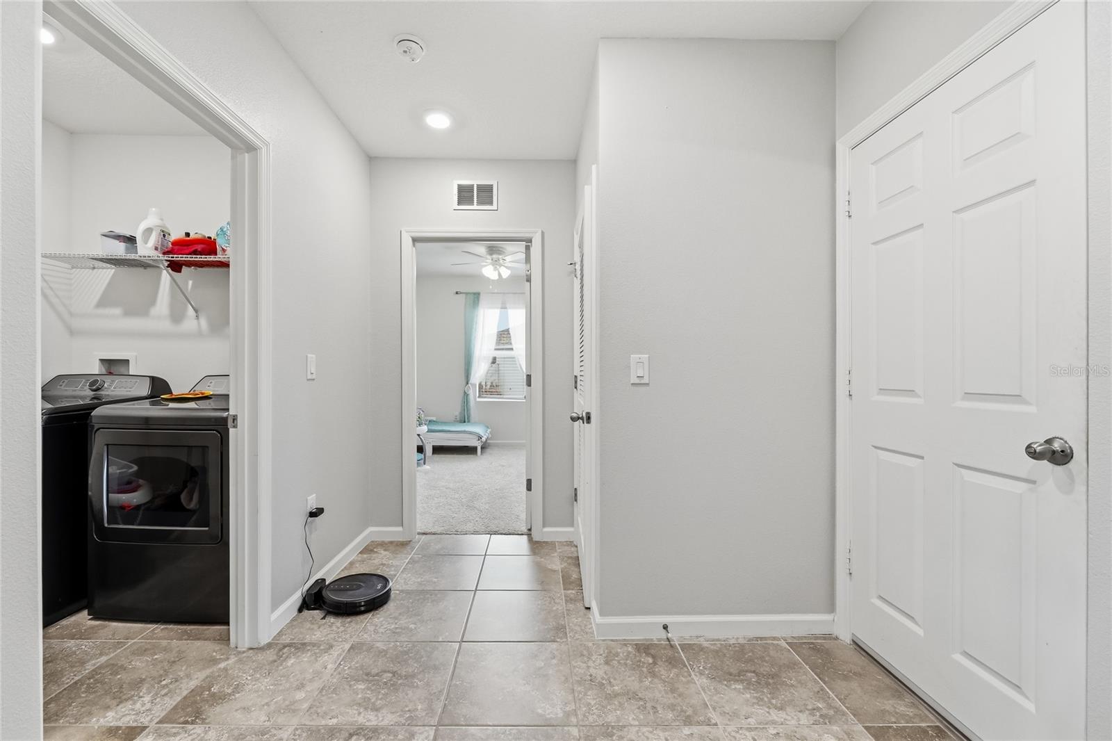 Image 15 of 33 For 349 Guinevere Drive Sw