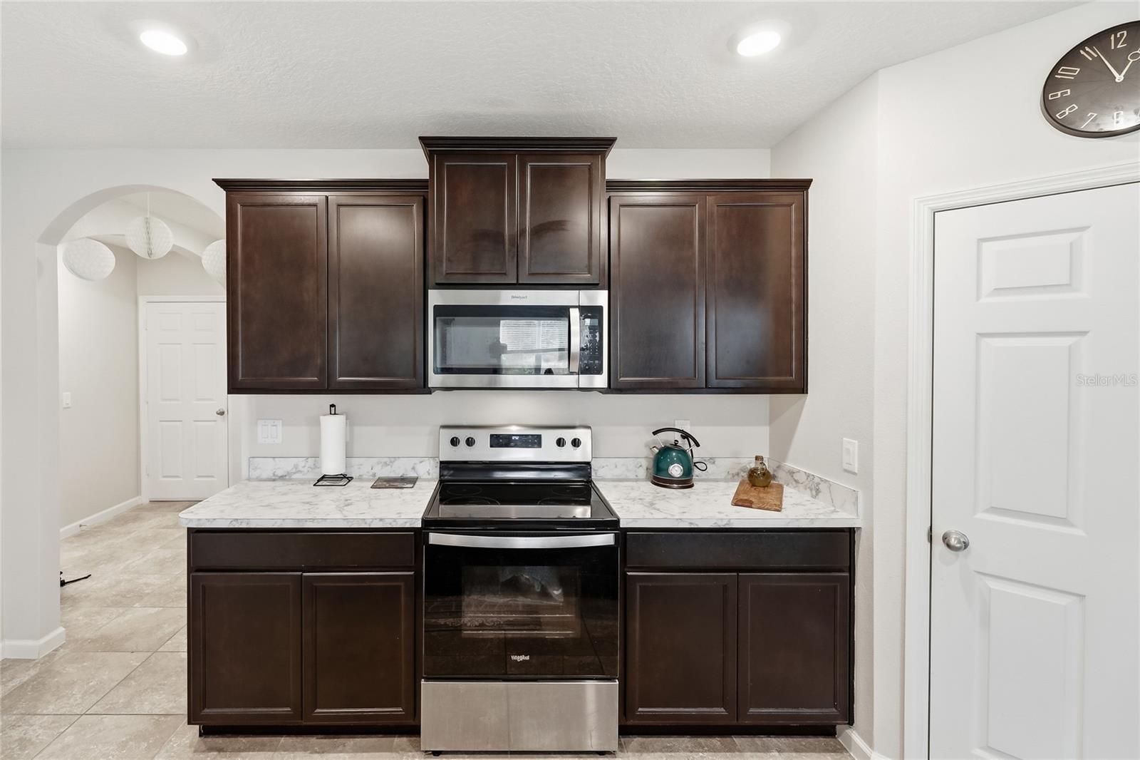 Image 9 of 33 For 349 Guinevere Drive Sw