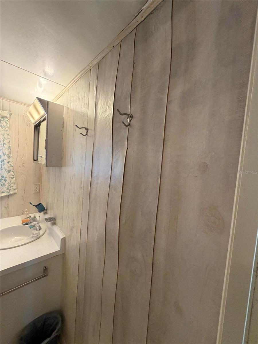 Image 18 of 19 For 5121 9th Street W