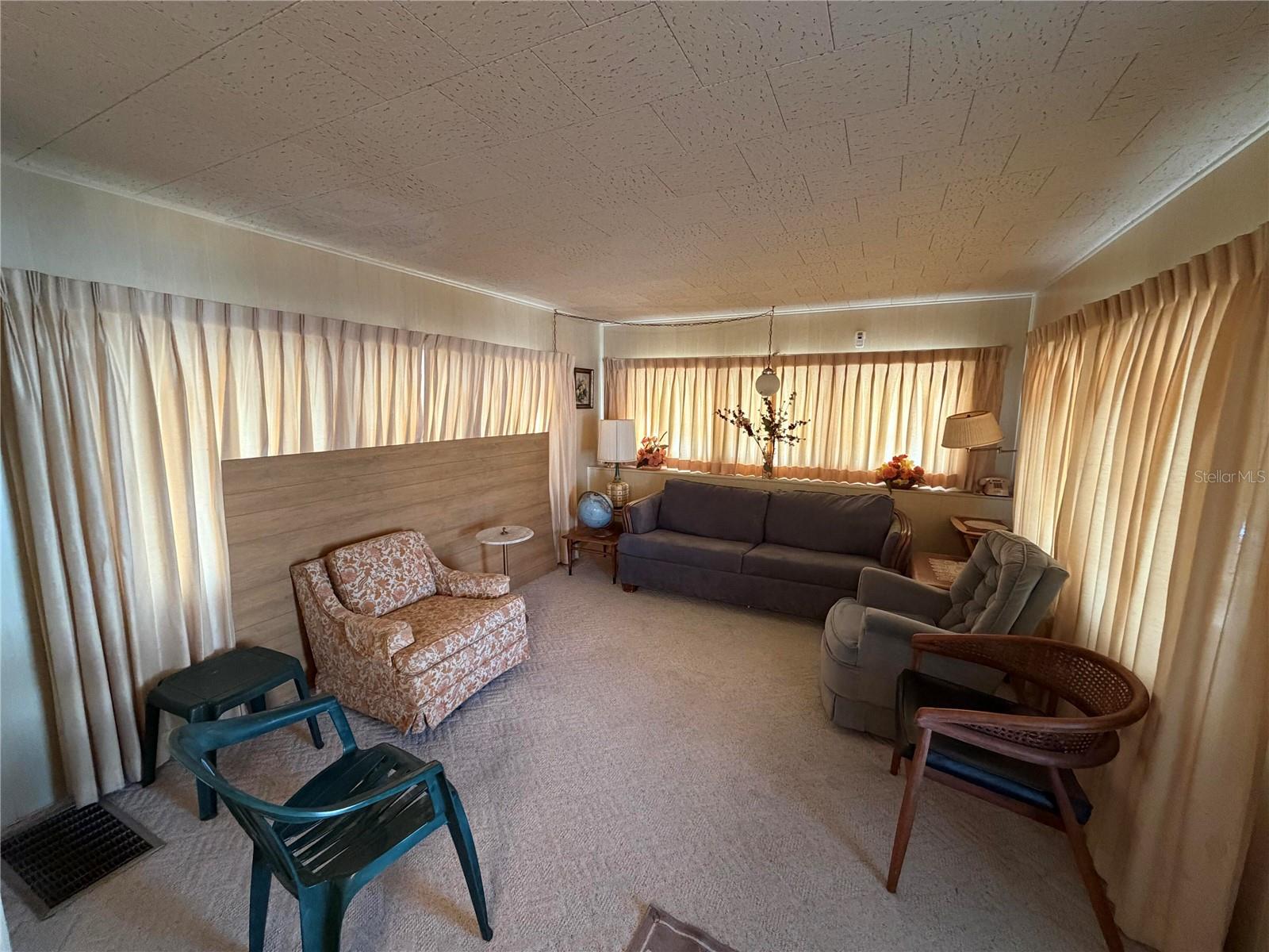 Image 4 of 19 For 5121 9th Street W