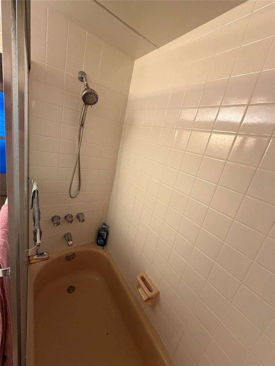 Image 6 of 19 For 5121 9th Street W