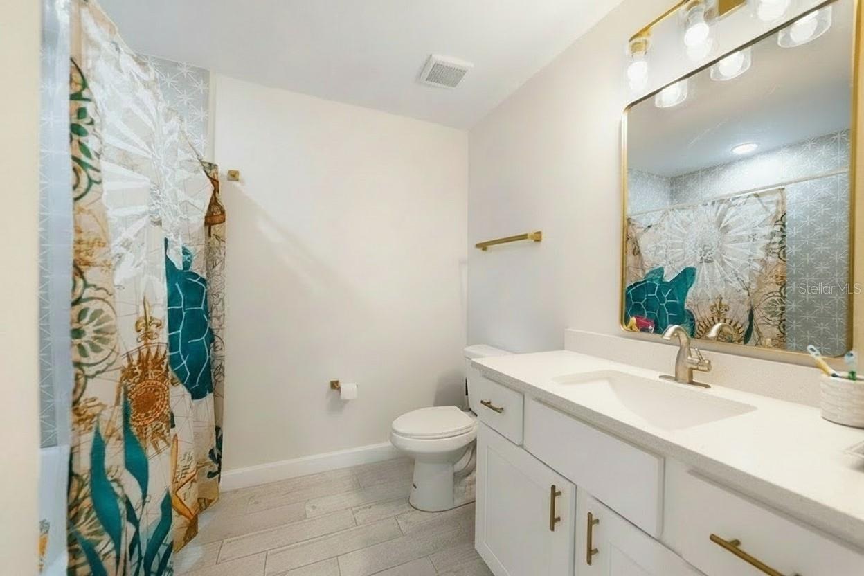 Image 8 of 13 For 85 Towne Place