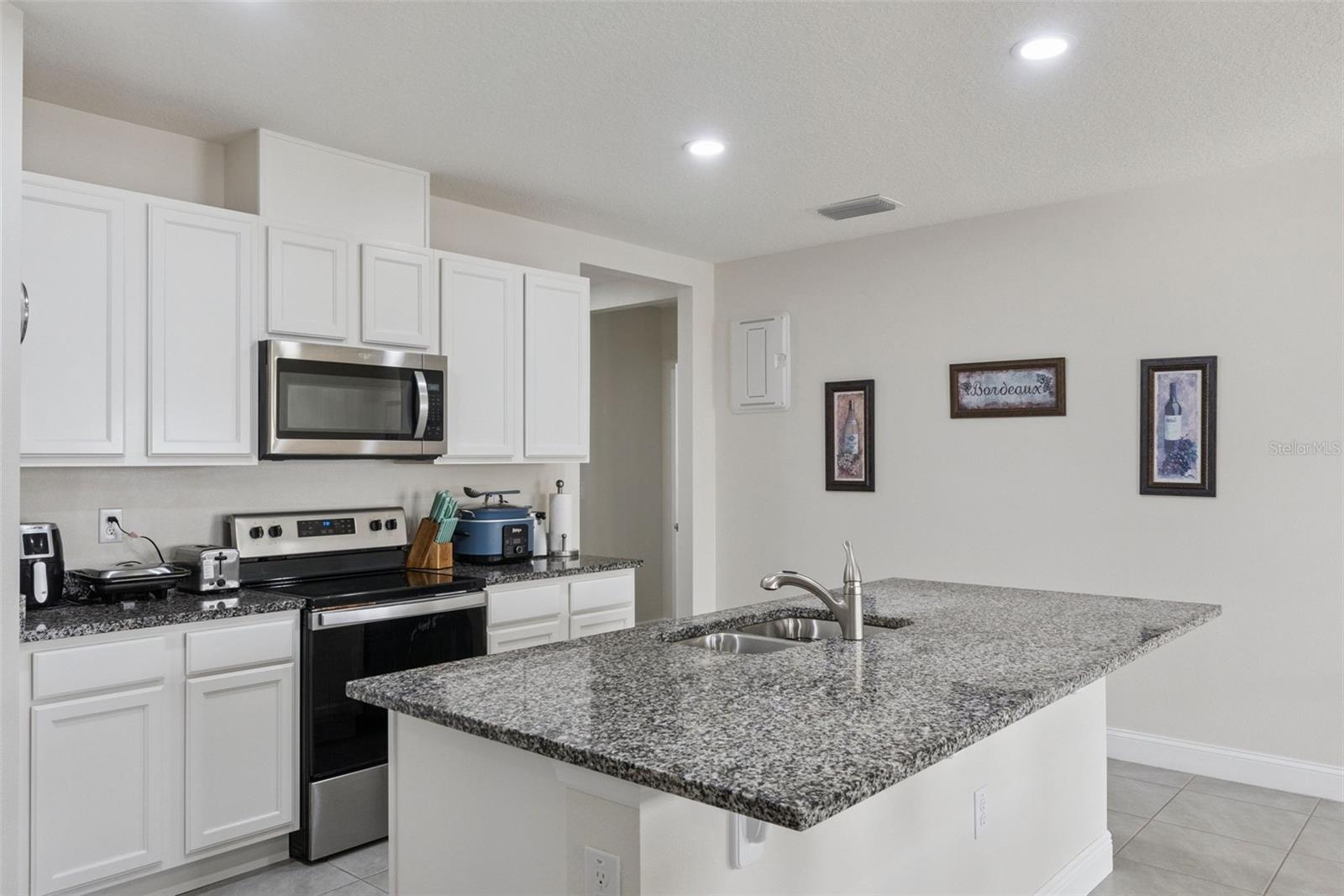 Image 13 of 50 For 5808 Arboretum Street