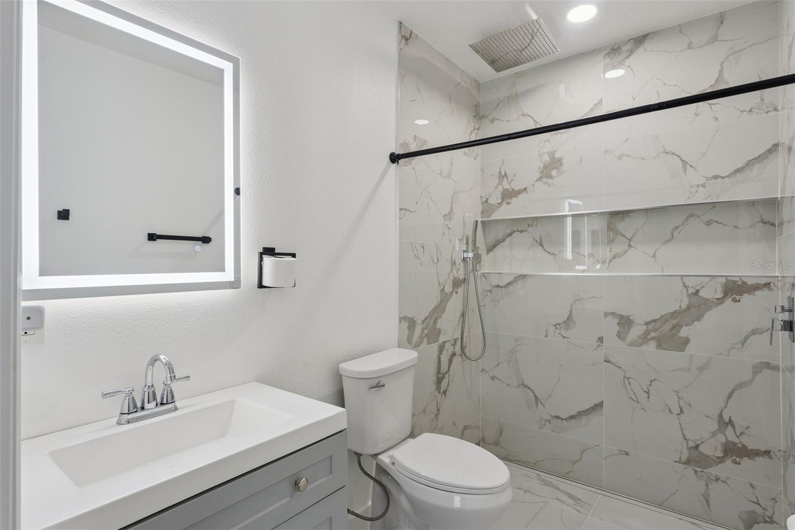 Image 27 of 50 For 5808 Arboretum Street