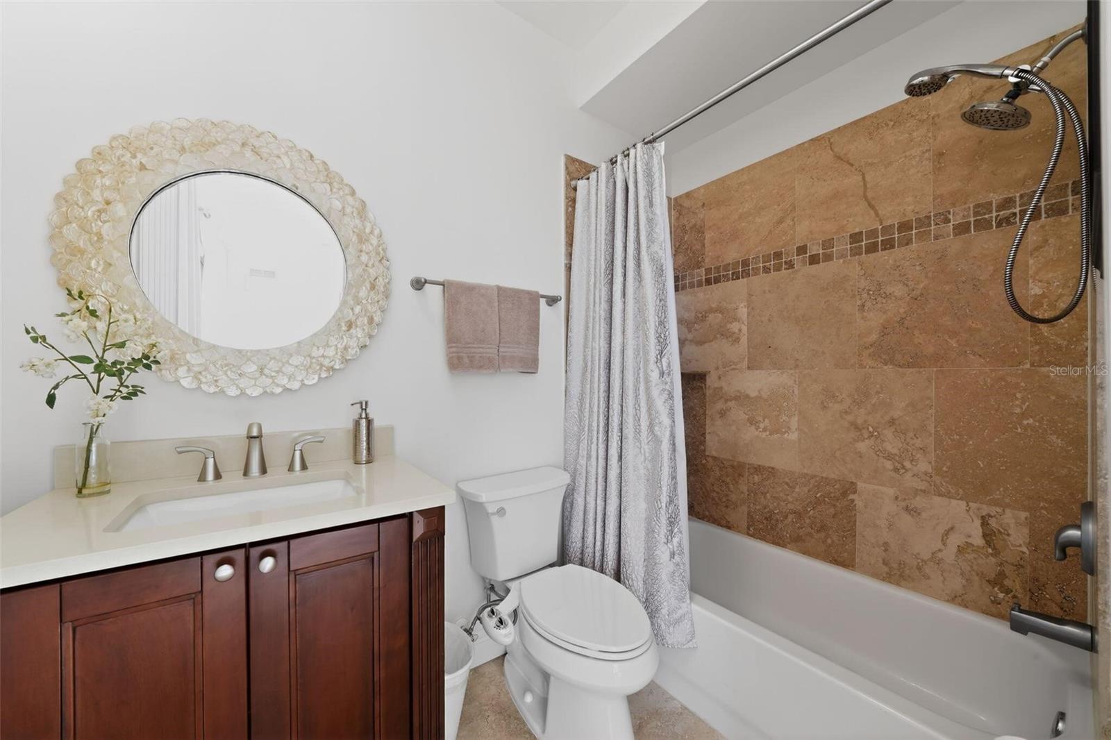 Image 31 of 44 For 2351 Lakeview Drive 302