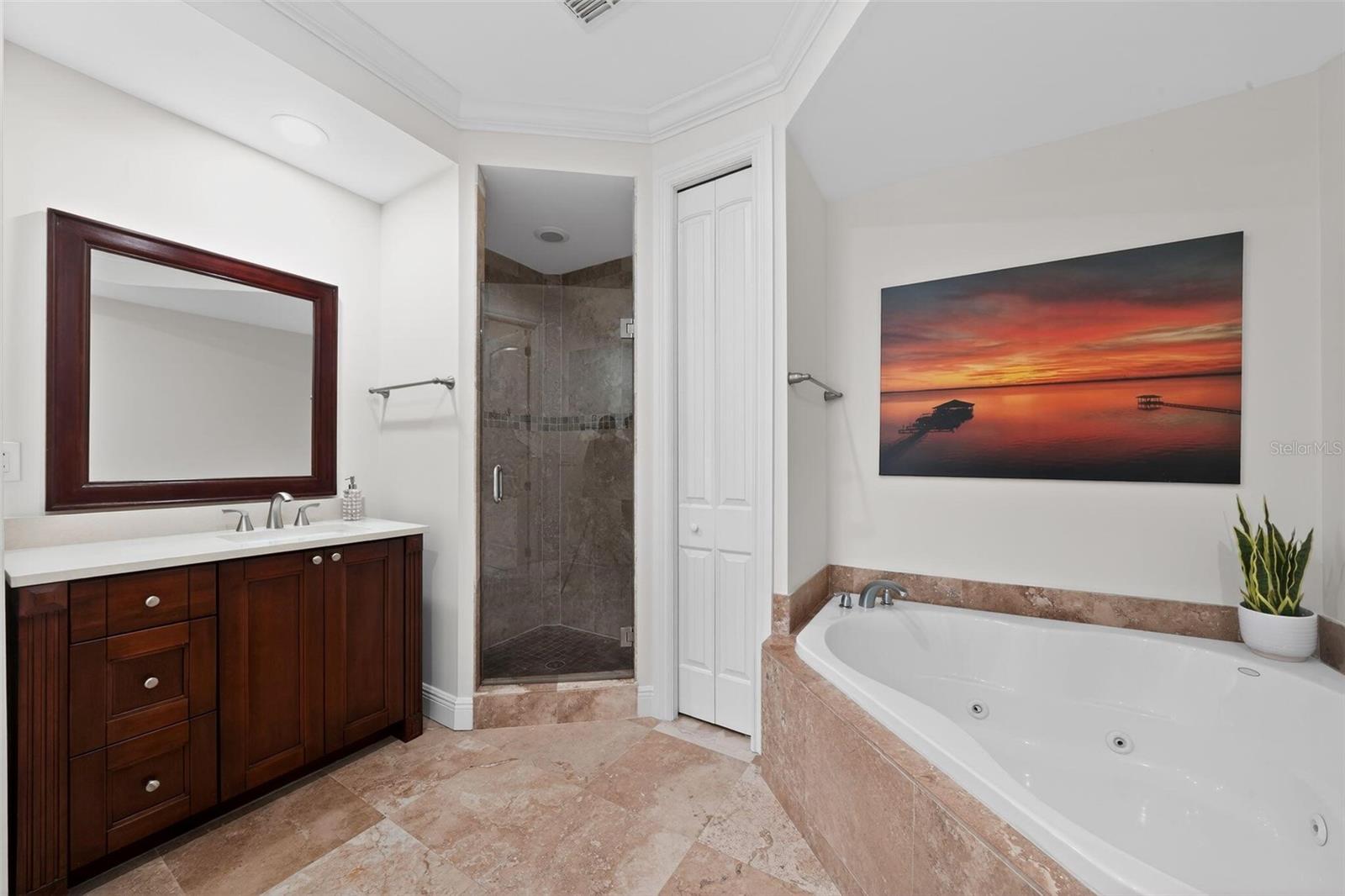 Image 33 of 44 For 2351 Lakeview Drive 302