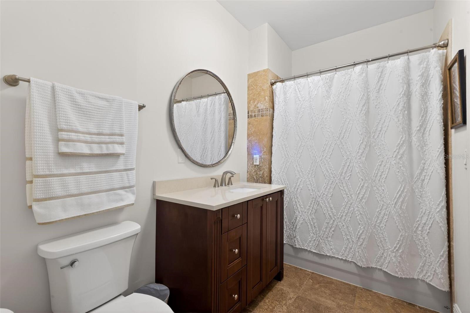 Image 35 of 44 For 2351 Lakeview Drive 302