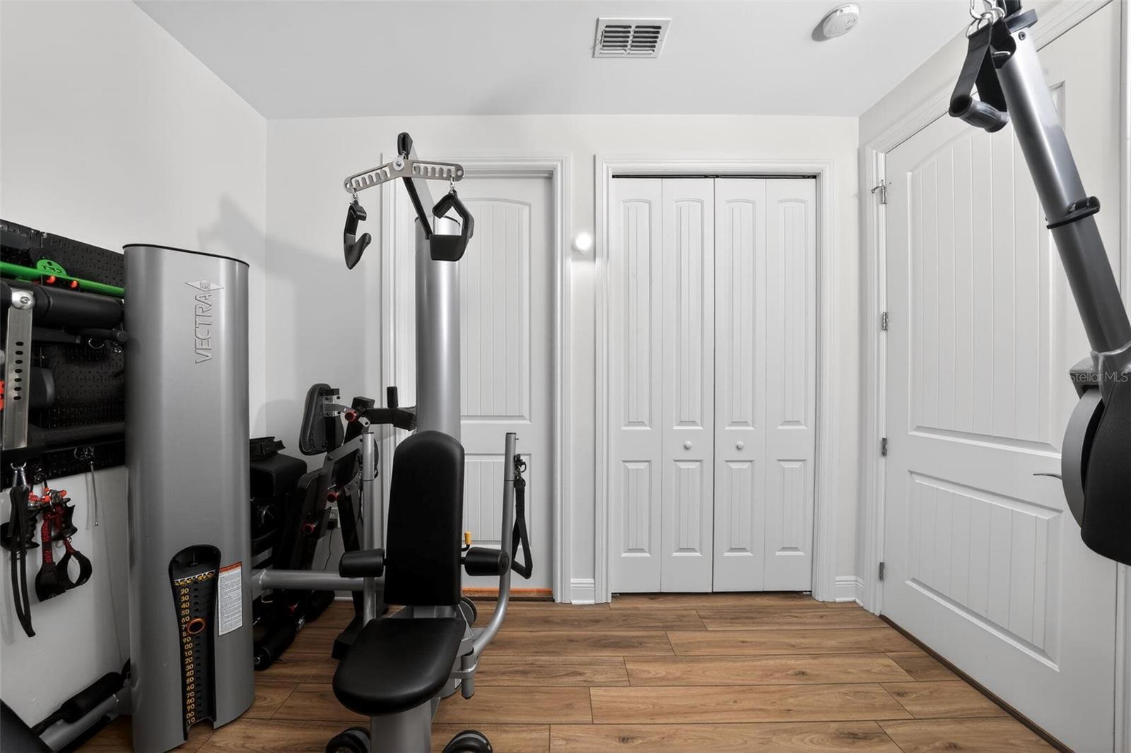 Image 41 of 44 For 2351 Lakeview Drive 302