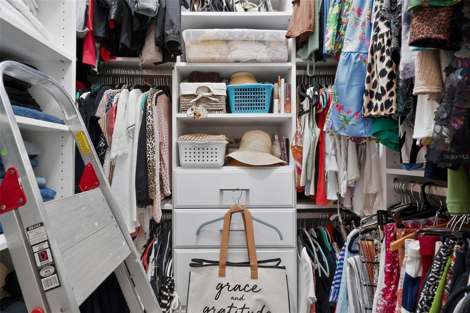 Image 43 of 44 For 2351 Lakeview Drive 302