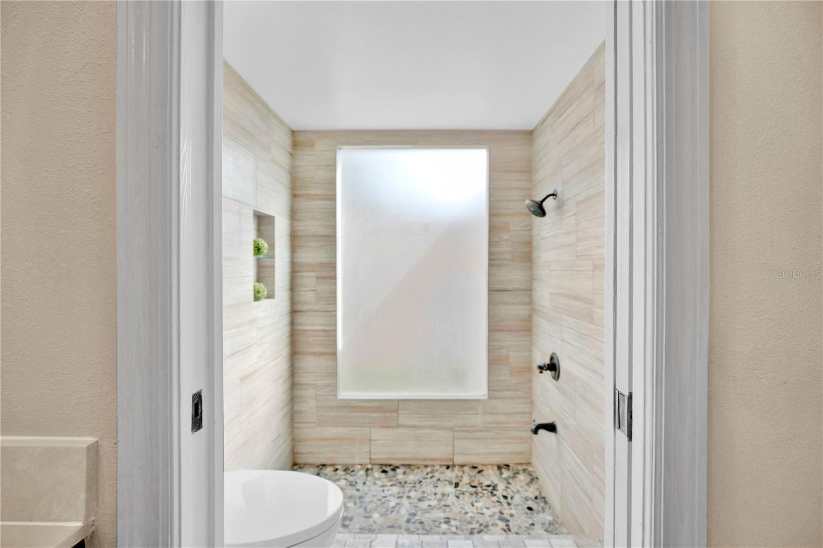 Image 12 of 27 For 1386 Ridge Lake Circle