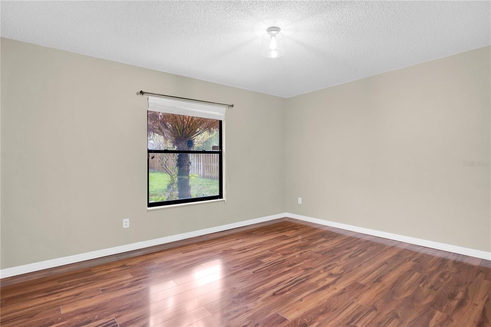 Image 17 of 27 For 1386 Ridge Lake Circle