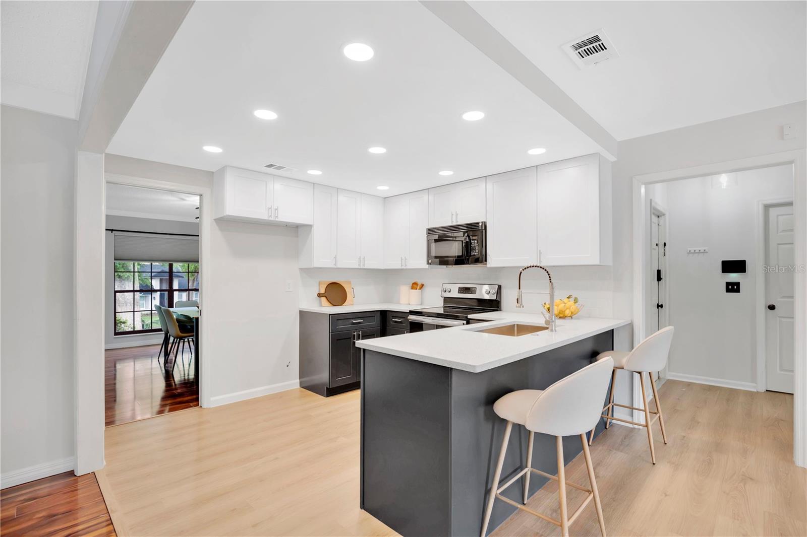 Image 5 of 27 For 1386 Ridge Lake Circle