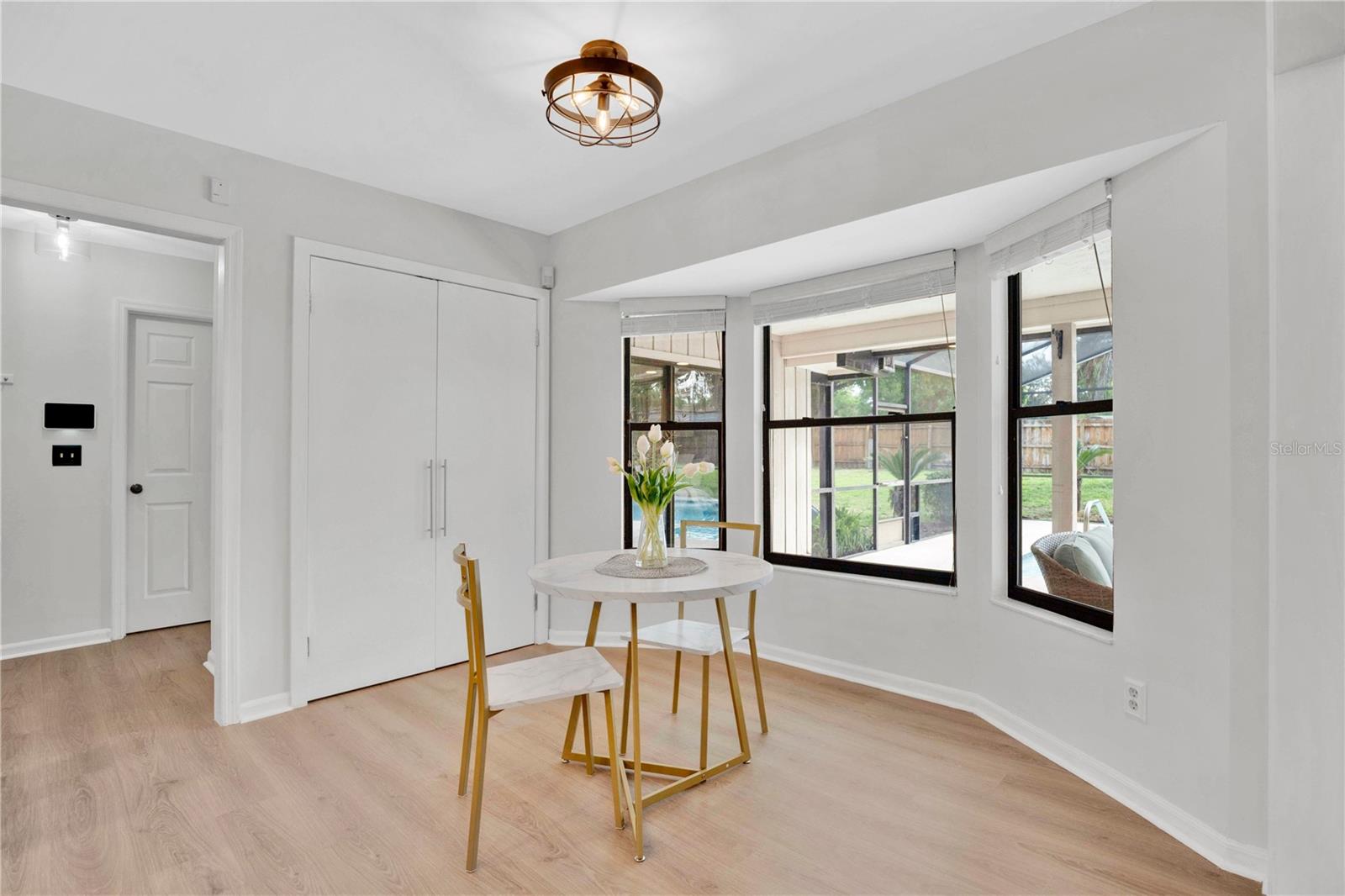 Image 6 of 27 For 1386 Ridge Lake Circle