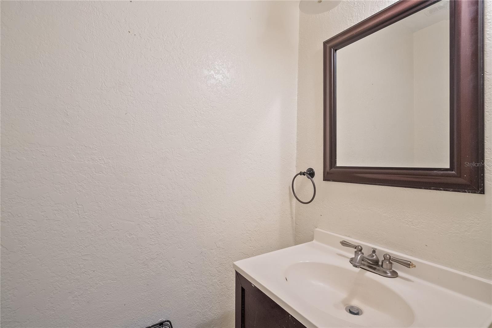 Image 15 of 24 For 5175 La Mancha Court 31