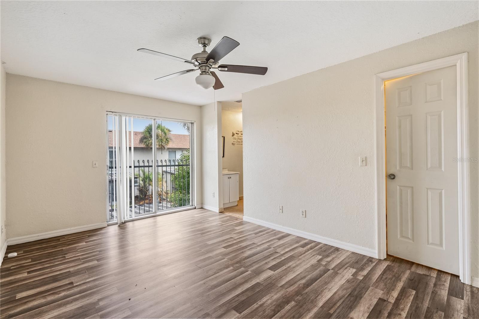 Image 23 of 24 For 5175 La Mancha Court 31