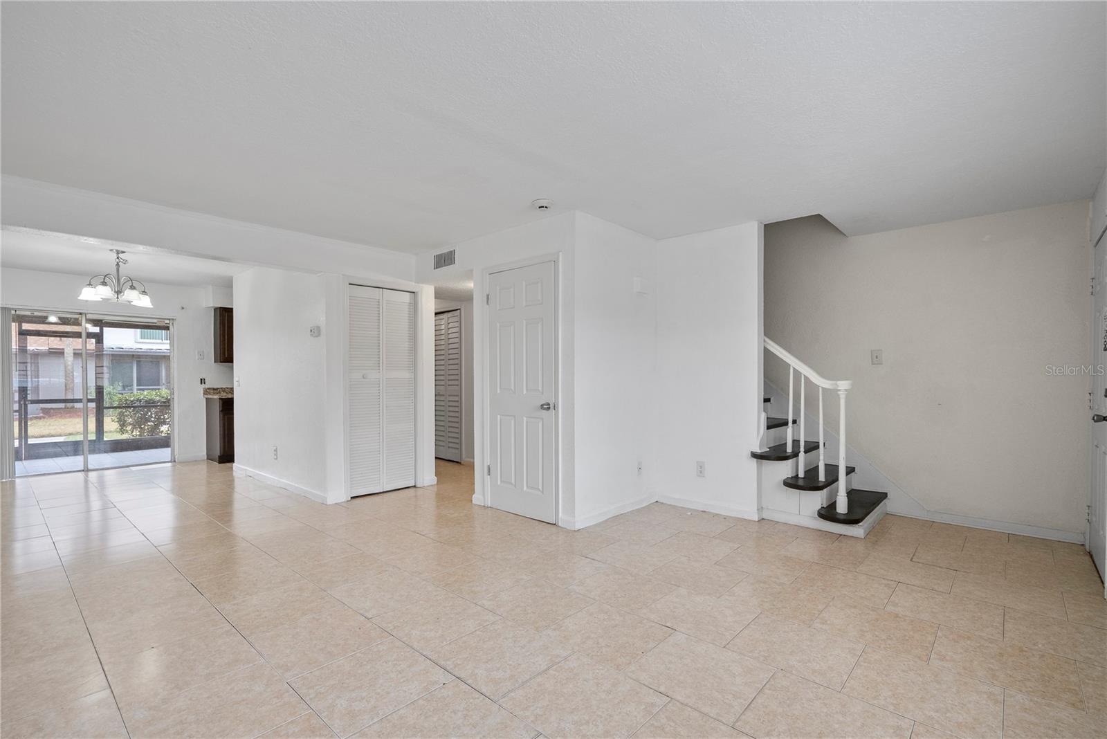 Image 8 of 24 For 5175 La Mancha Court 31