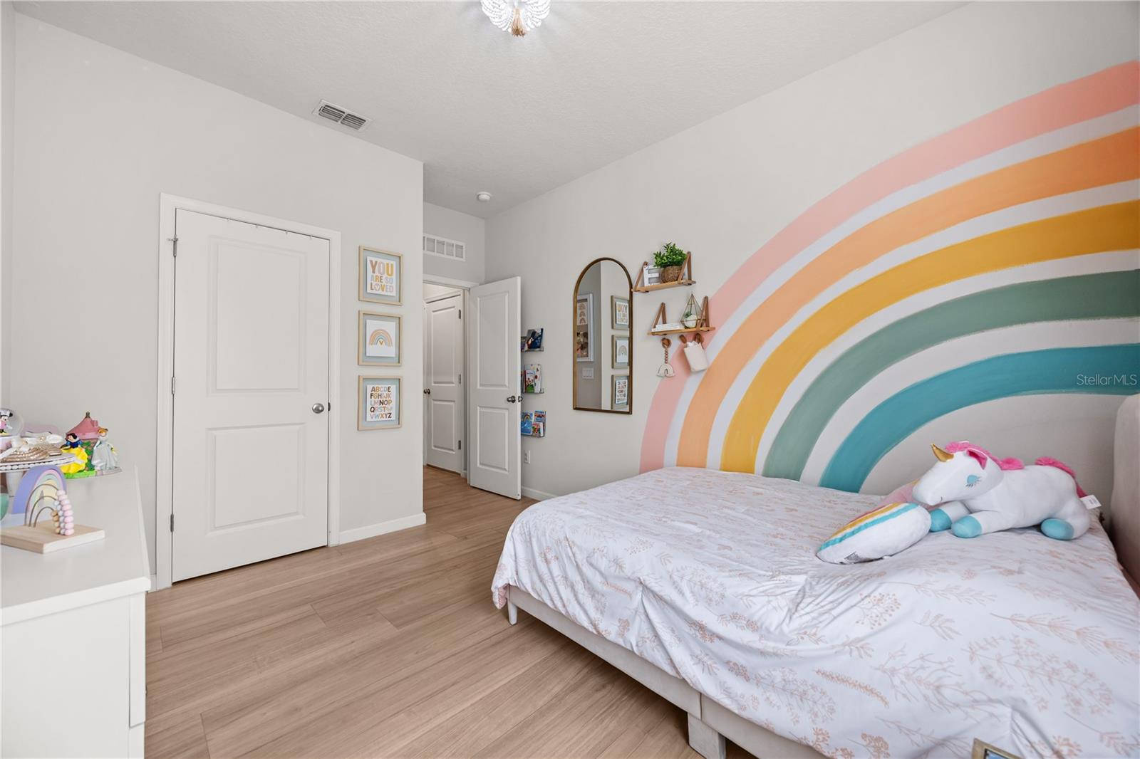 Image 19 of 33 For 2274 Tudor Rose Drive