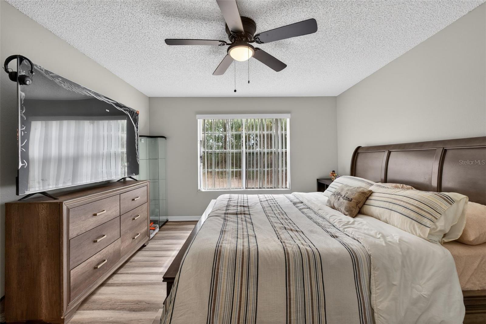 Image 29 of 50 For 5017 Laguna Bay Circle 99