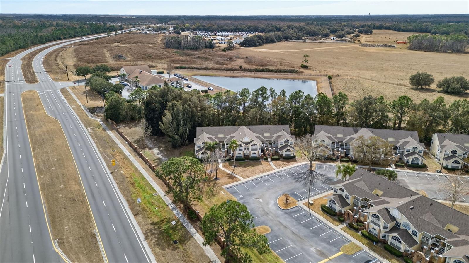 Image 37 of 50 For 5017 Laguna Bay Circle 99