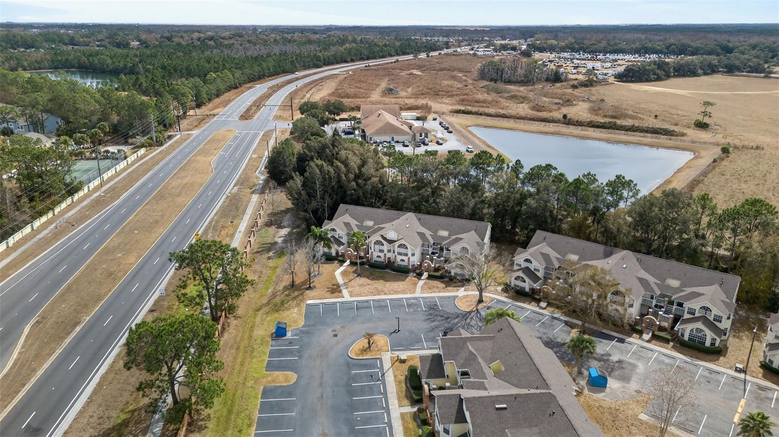 Image 38 of 50 For 5017 Laguna Bay Circle 99