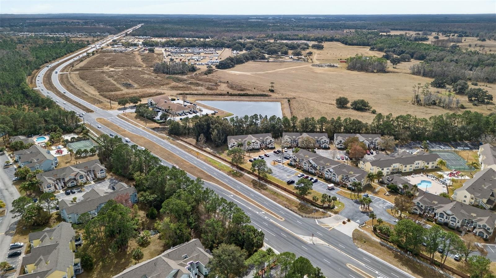 Image 41 of 50 For 5017 Laguna Bay Circle 99