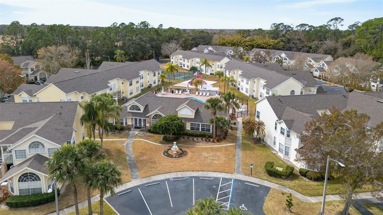 Image 42 of 50 For 5017 Laguna Bay Circle 99