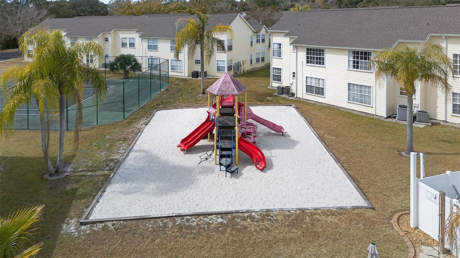 Image 46 of 50 For 5017 Laguna Bay Circle 99