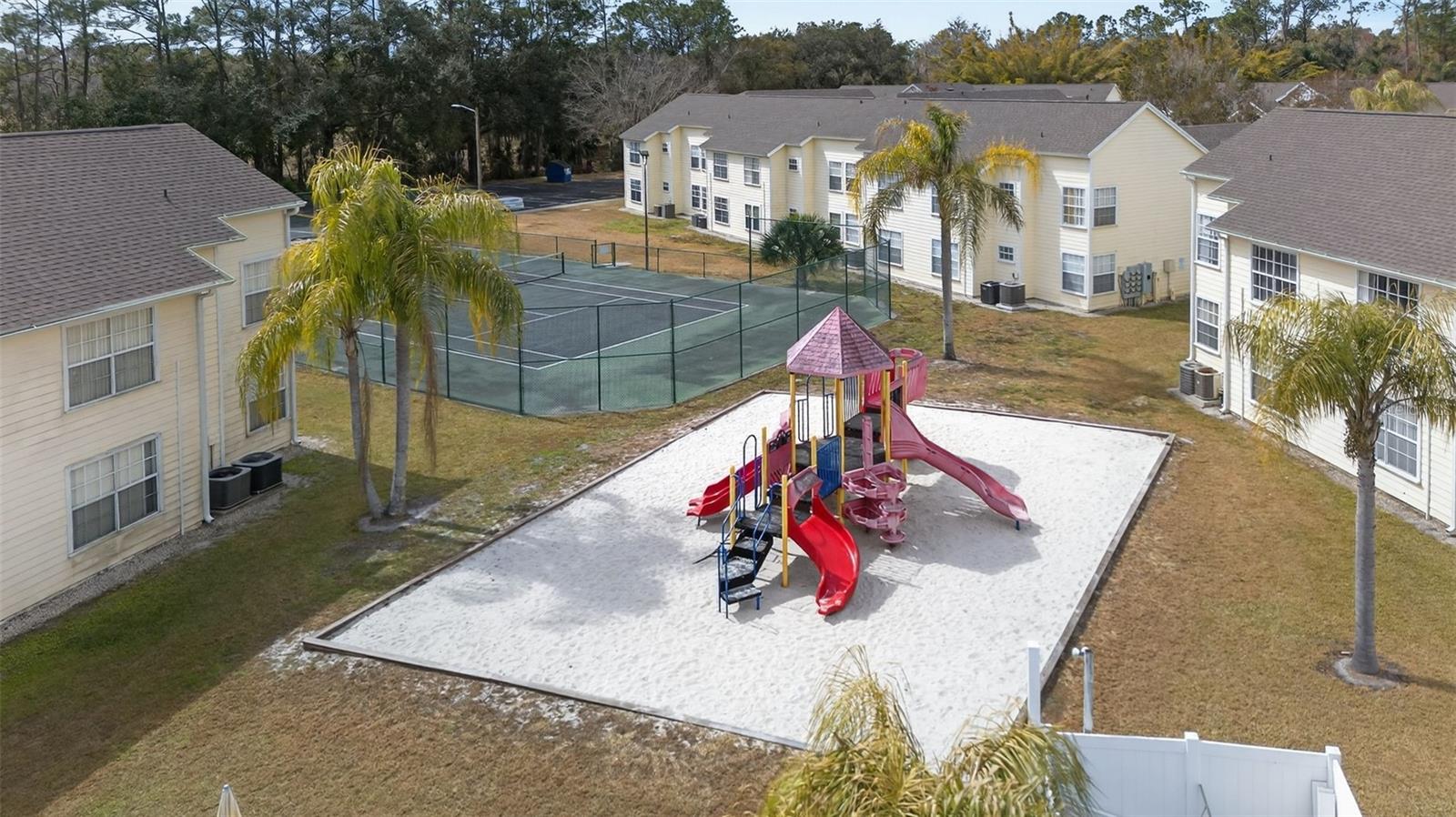 Image 47 of 50 For 5017 Laguna Bay Circle 99