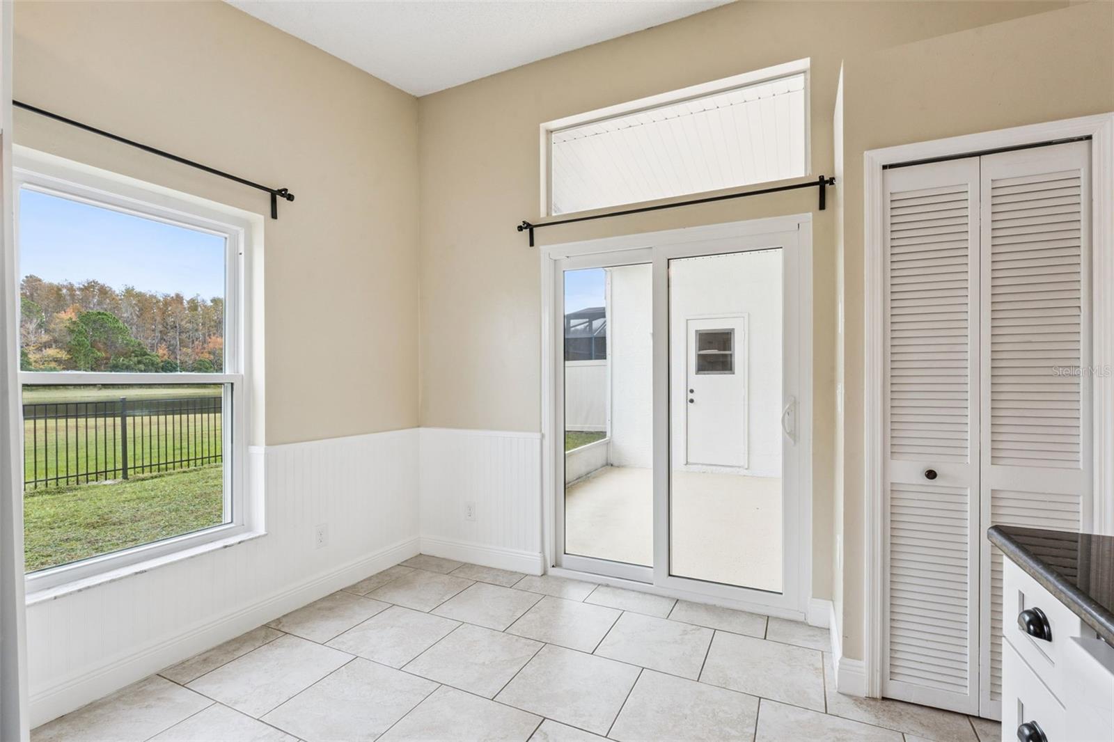 Image 32 of 58 For 14643 Traders Path