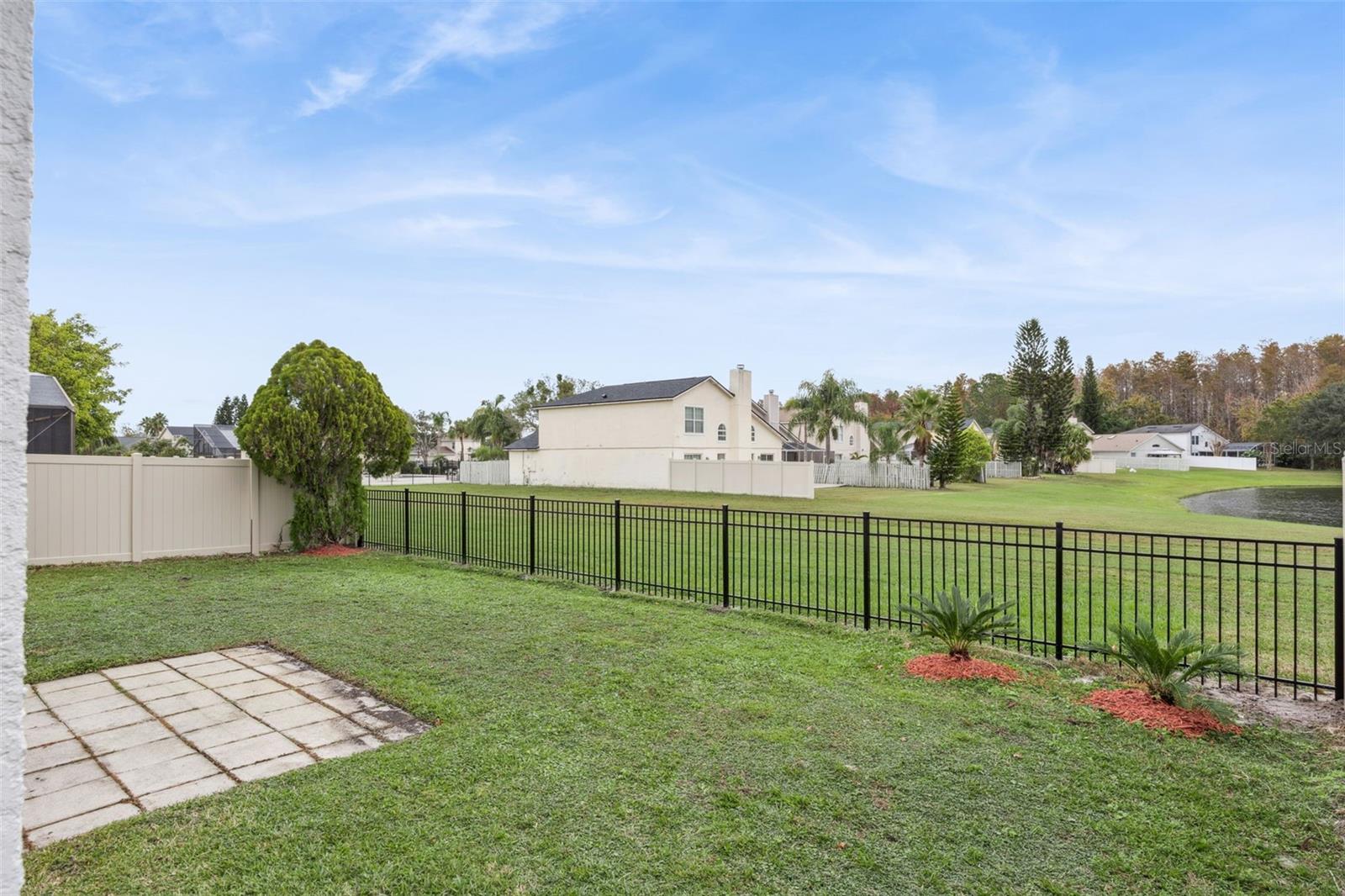 Image 40 of 58 For 14643 Traders Path