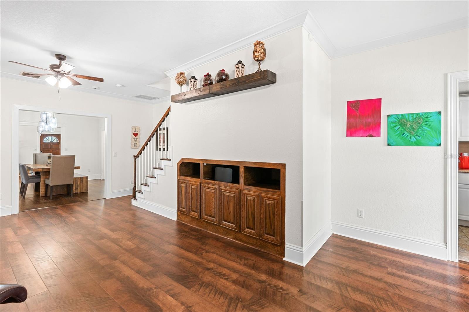 Image 15 of 35 For 521 Sheridan Boulevard