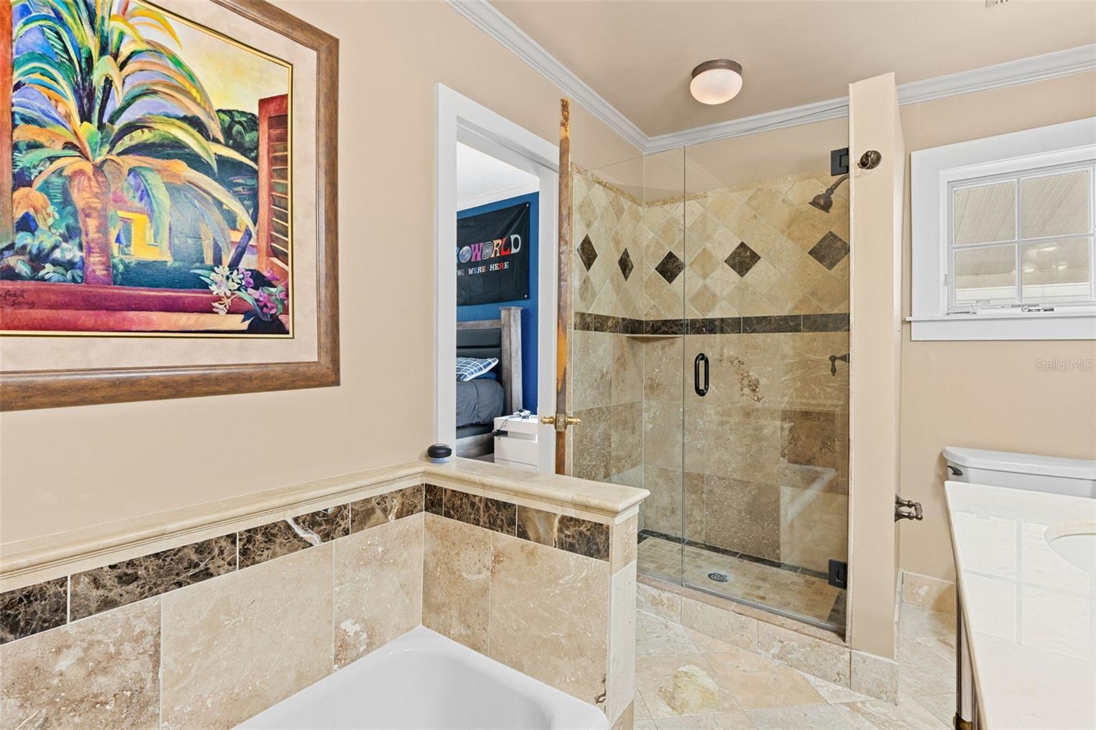 Image 23 of 35 For 521 Sheridan Boulevard