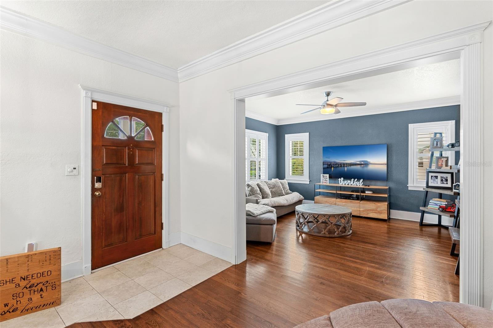 Image 5 of 35 For 521 Sheridan Boulevard