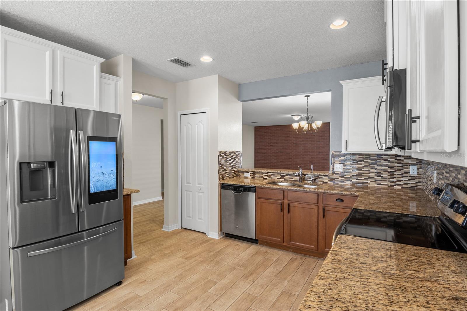 Image 5 of 26 For 8017 Page Court