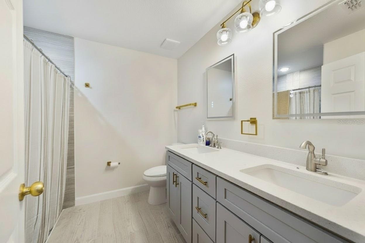 Image 7 of 13 For 95 Towne Place