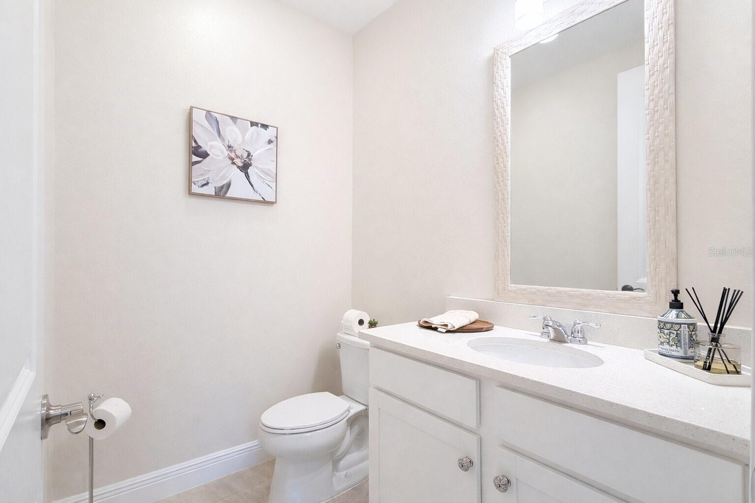 Image 19 of 25 For 9241 Patrimonio Loop