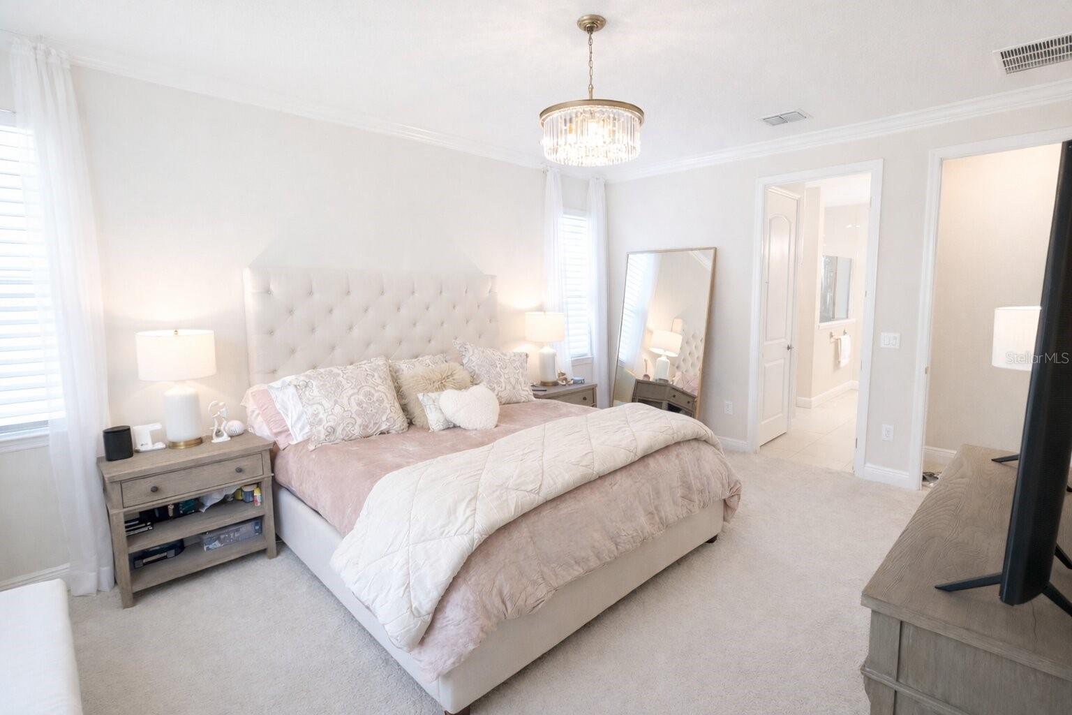 Image 21 of 25 For 9241 Patrimonio Loop