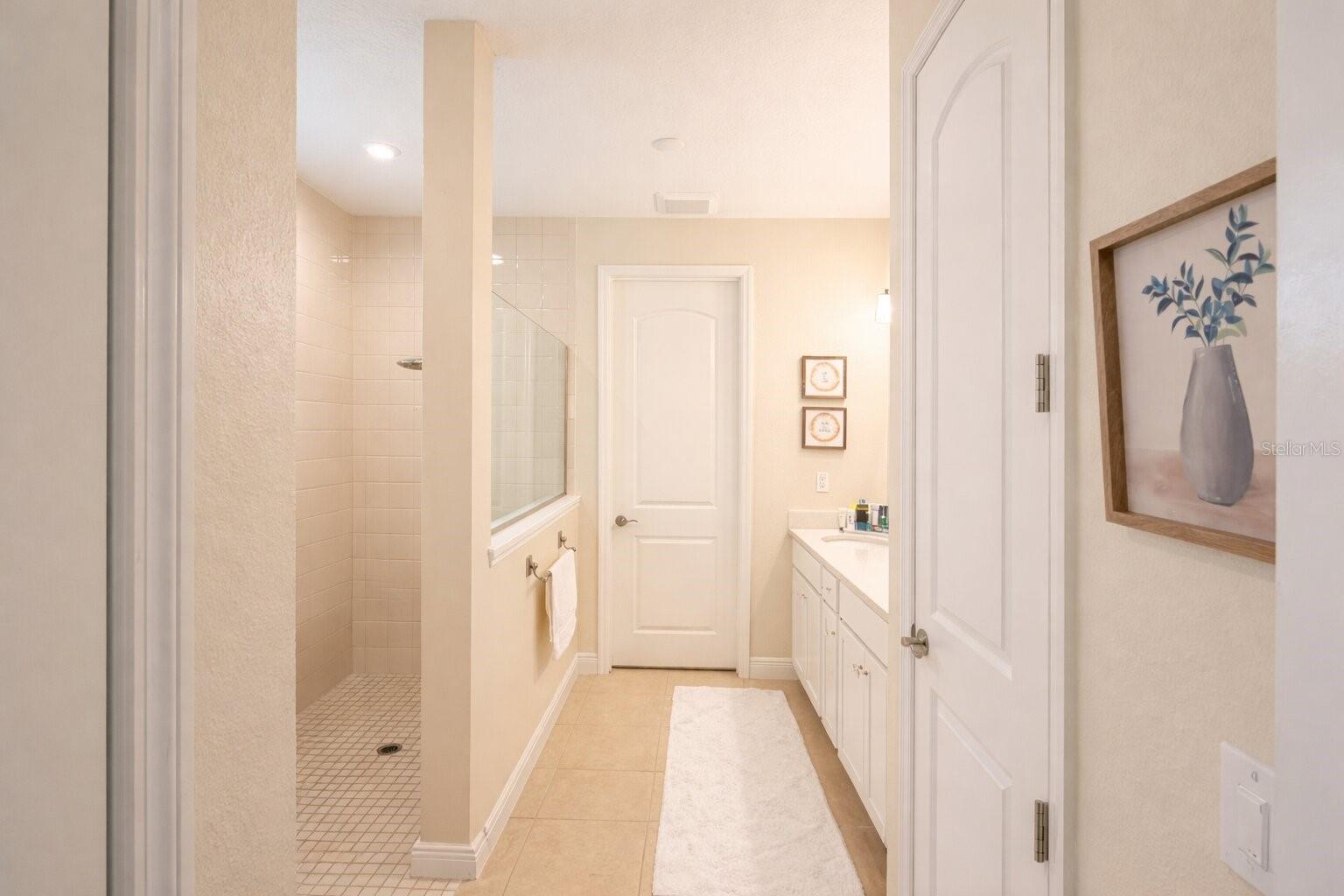 Image 22 of 25 For 9241 Patrimonio Loop