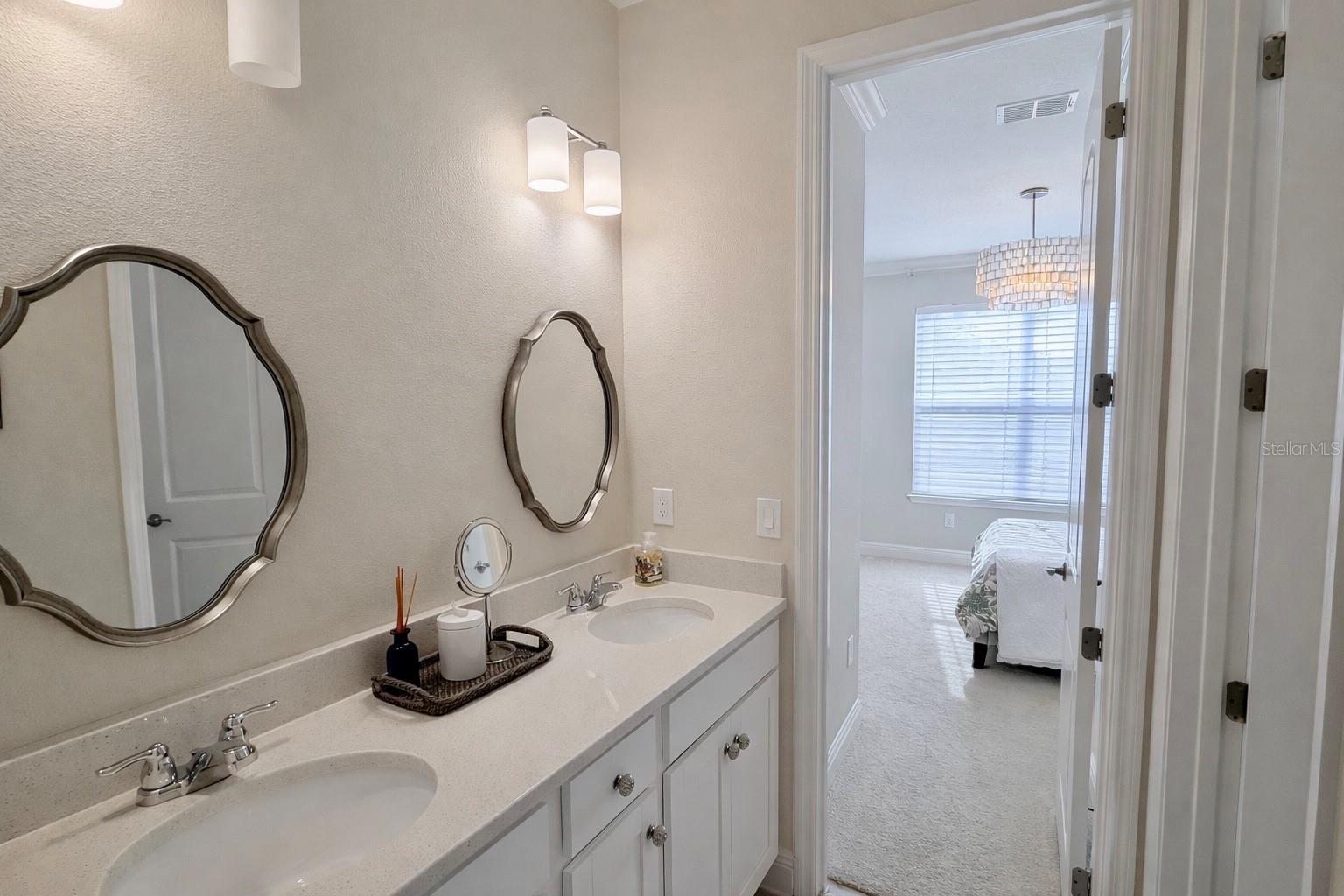 Image 7 of 25 For 9241 Patrimonio Loop