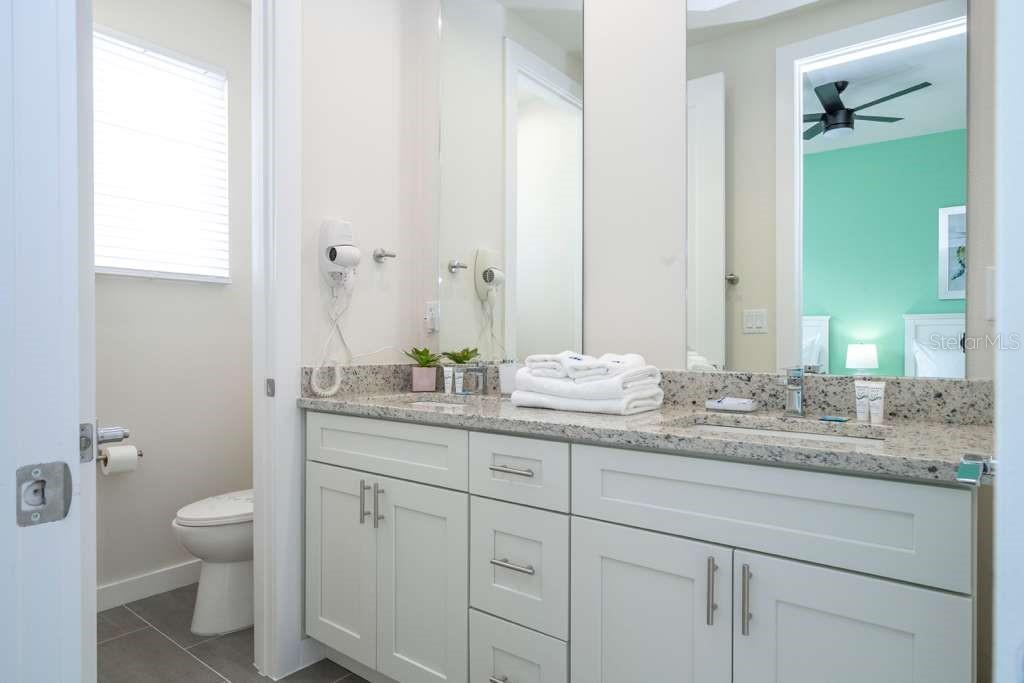 Image 5 of 22 For 7595 Sunflower Circle