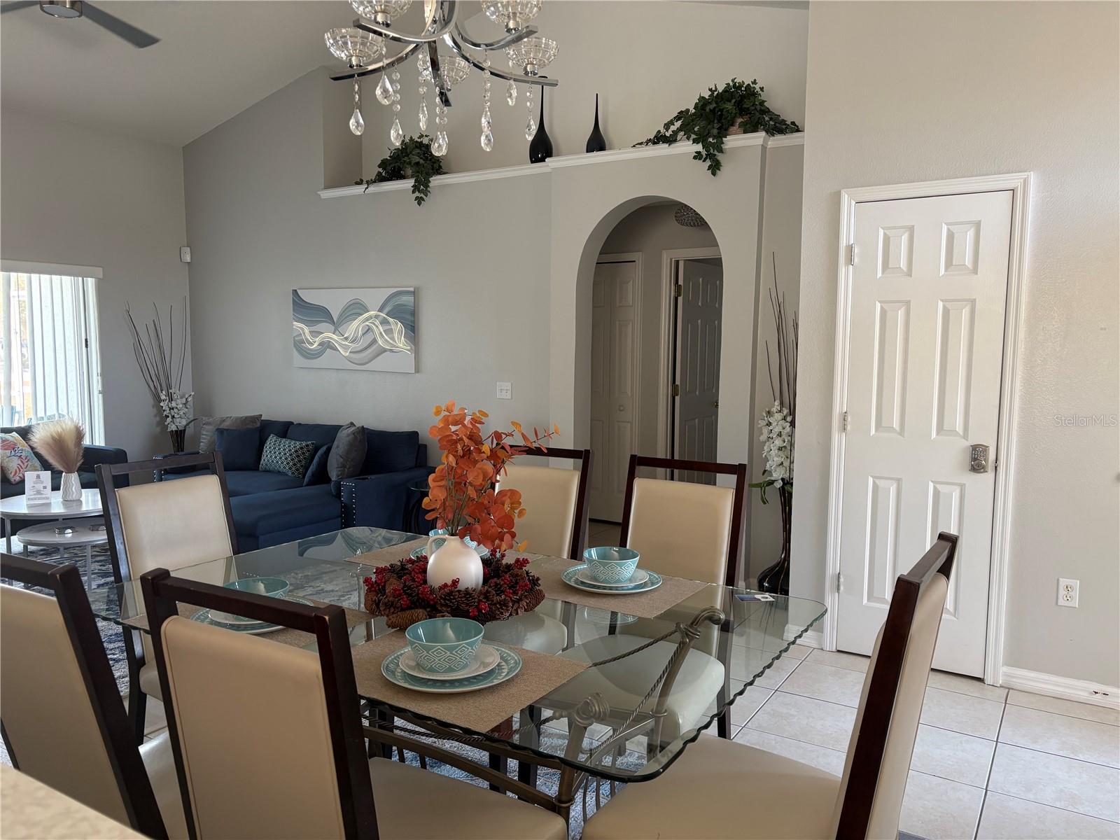 Image 3 of 23 For 128 Lake Shore Parkway