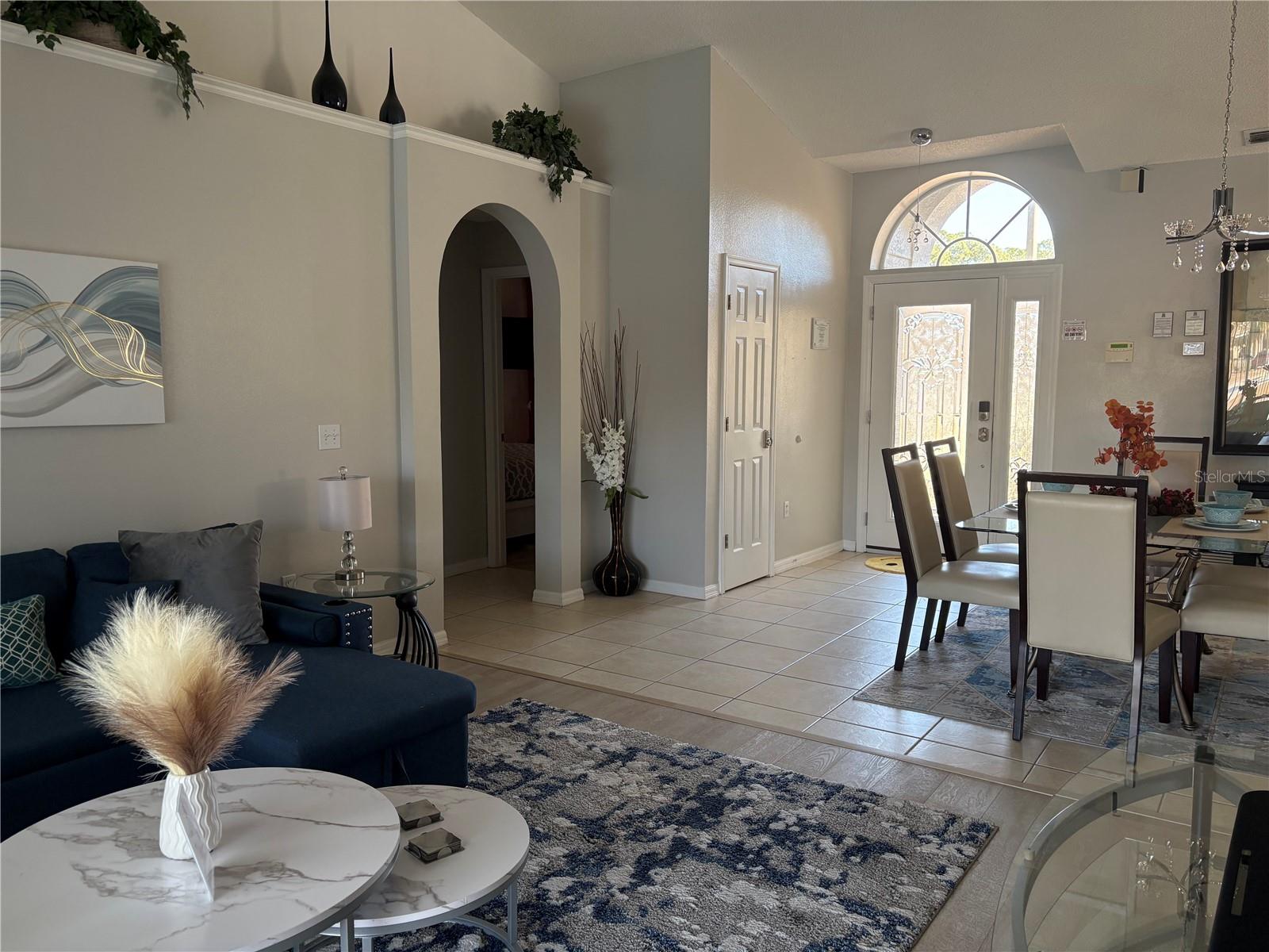 Image 4 of 23 For 128 Lake Shore Parkway