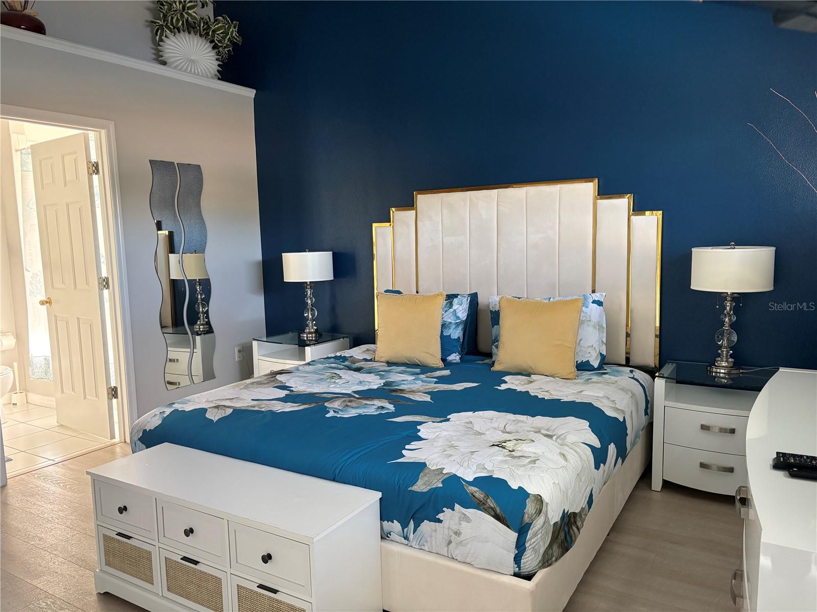 Image 9 of 23 For 128 Lake Shore Parkway